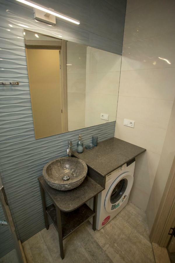 Nano'S Exclusive Fashionable Apartment Batoumi Extérieur photo