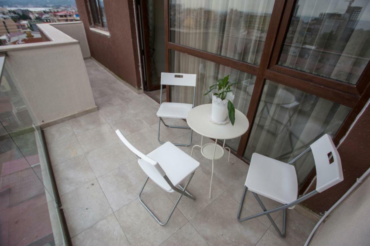 Nano'S Exclusive Fashionable Apartment Batoumi Extérieur photo