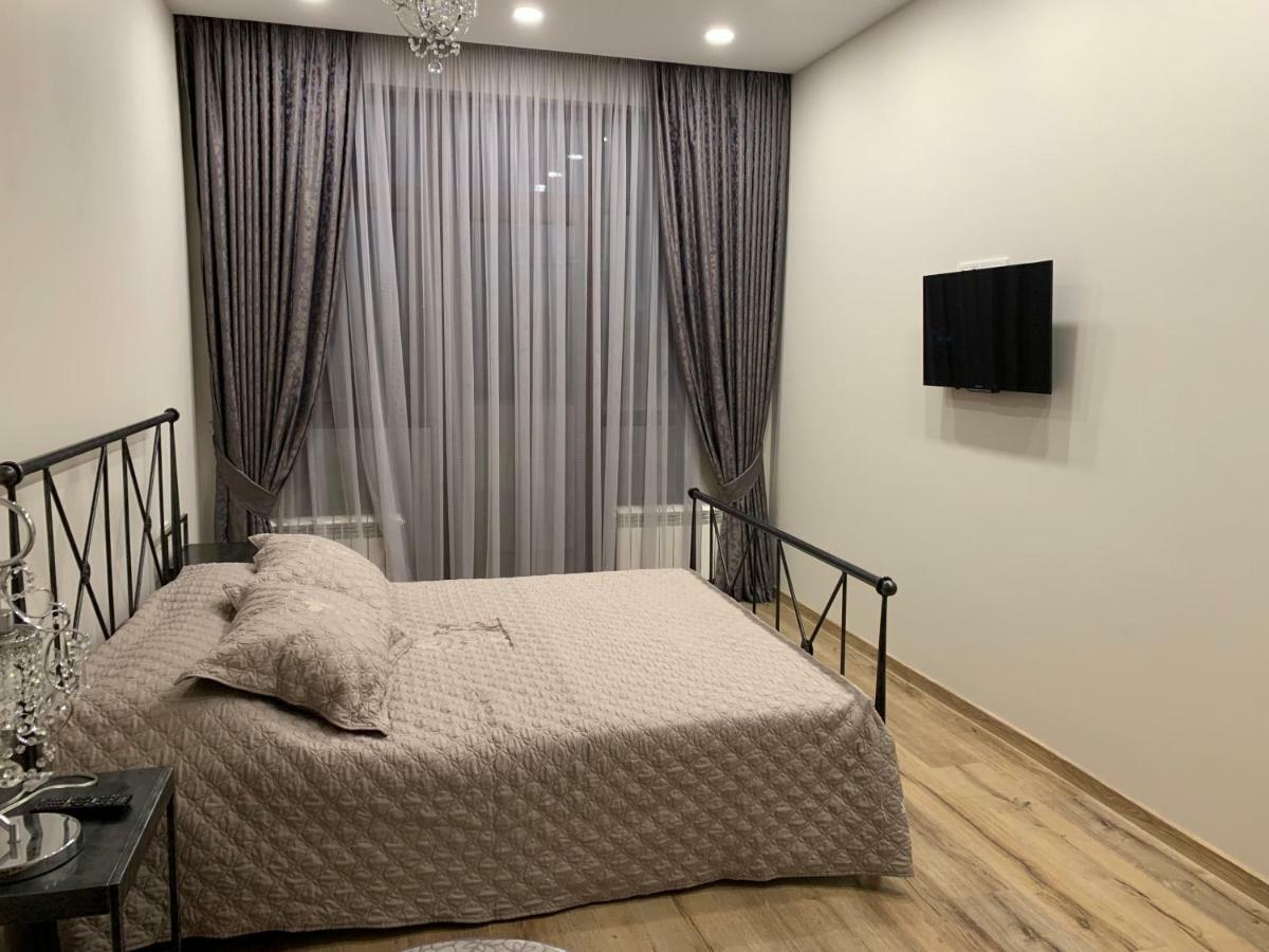 Nano'S Exclusive Fashionable Apartment Batoumi Extérieur photo